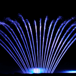 Boquilla abanico de chorros iluminada en azul