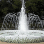 fontaine à jet d’eau avec collecteur polygonal en acier inoxydable