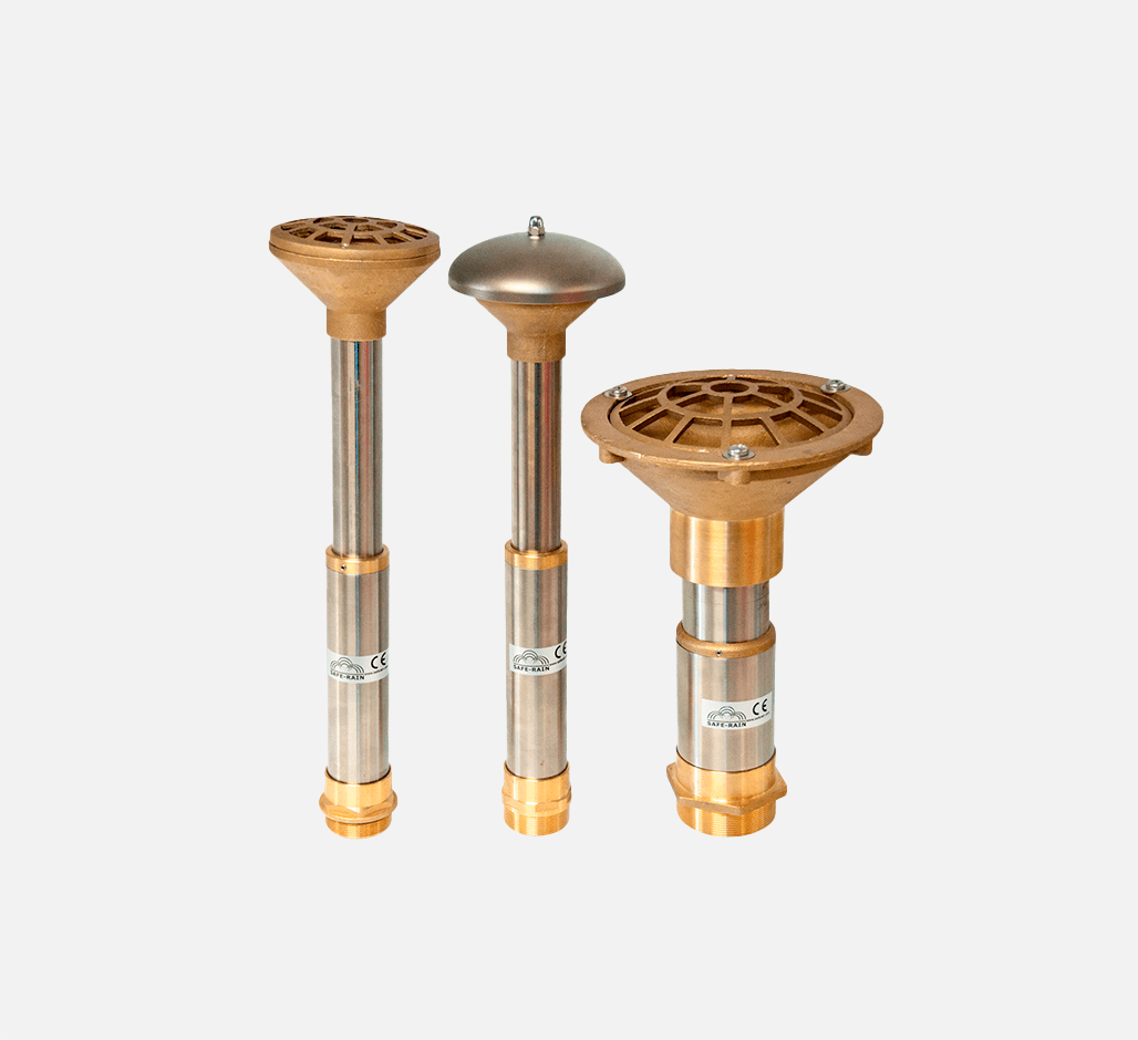 Fountain accessories, overflows