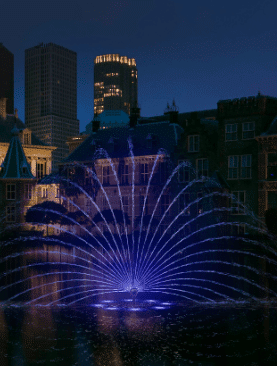 floating fountain Large Fan of Jets