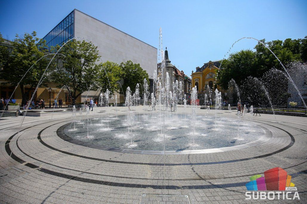 fontaine sèche ou passable, Subotica, Serbie