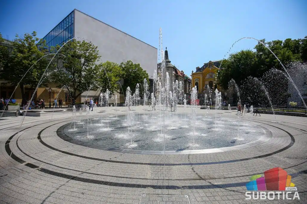 Fuente seca o transitable, Subótica, Serbia