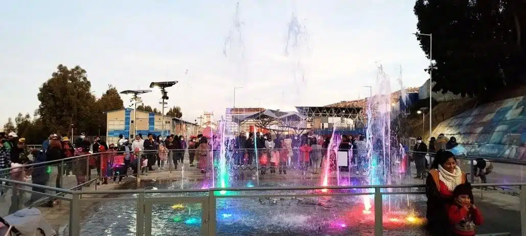 Fuente Transitable Parque de las Culturas y la Madre Tierra. La Paz, Bolivia
